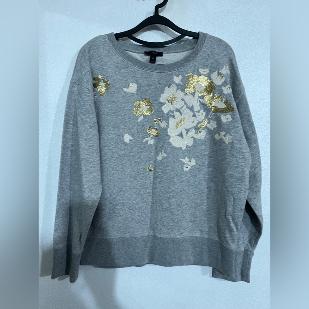 J.Crew sweatshirt heathergrey pullover white and gold embroidered flowerapplique